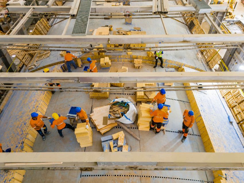 Arten von Industrieöfen: Die gigantischen Bauwerke im Herzen der Industrie