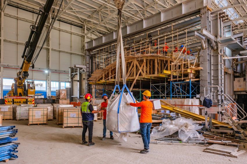رؤى وابتكارات وتطورات صناعية من عالم هندسة الأفران الزجاجية